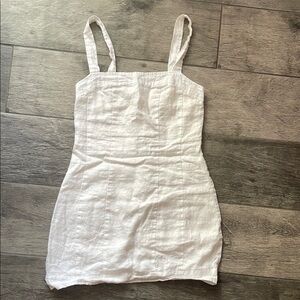 DISSH White Sleeveless Mini Sundress
